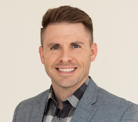 Dr Eric Simonton